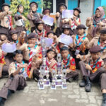 SDN Limo 3 Apresiasi Prestasi Pasukan Pramuka dalam Upacara Bendera