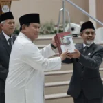 Di Depan Prabowo, Pimpinan Gontor Tegaskan Pilih Pendidikan